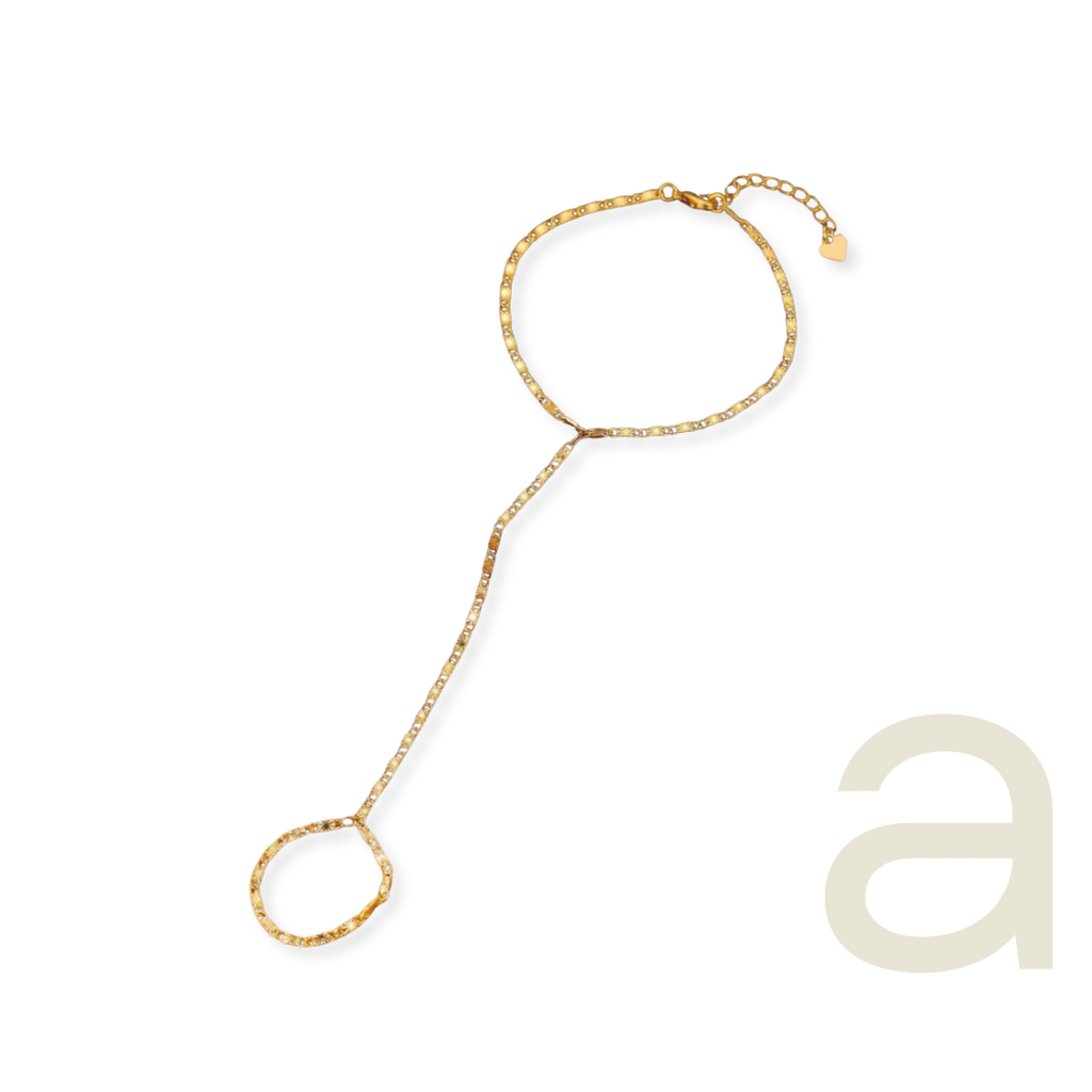 It Girl - Hand Chain